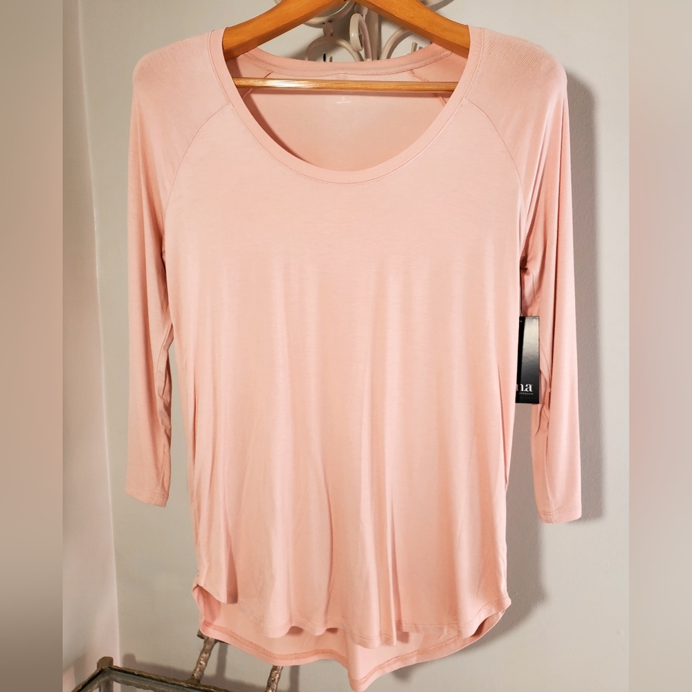 Women's Pale Blush Pink 3/4 Sleeve Casual Scoop Neck Rayon Top Dressy Tee Size M